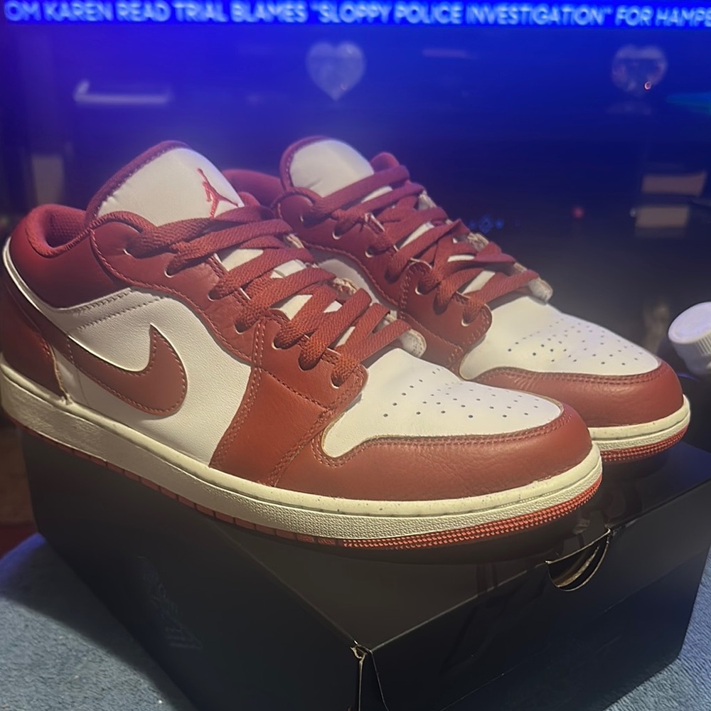 Nike Men's Athletic Sneakers - Red and White